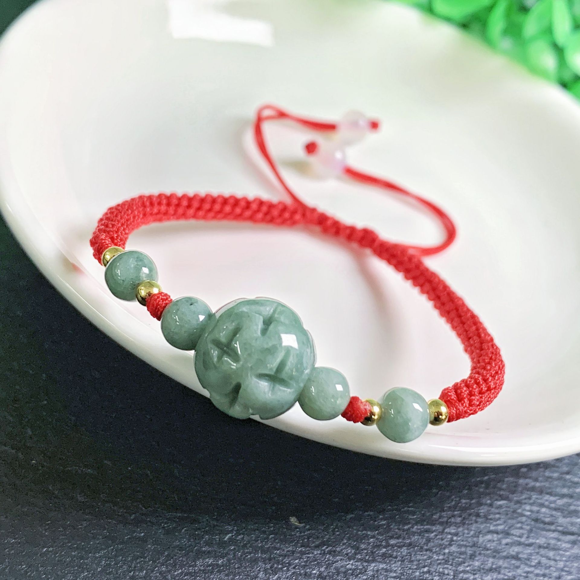 Un braccialetto con perline in - Beading recensione e prezzo