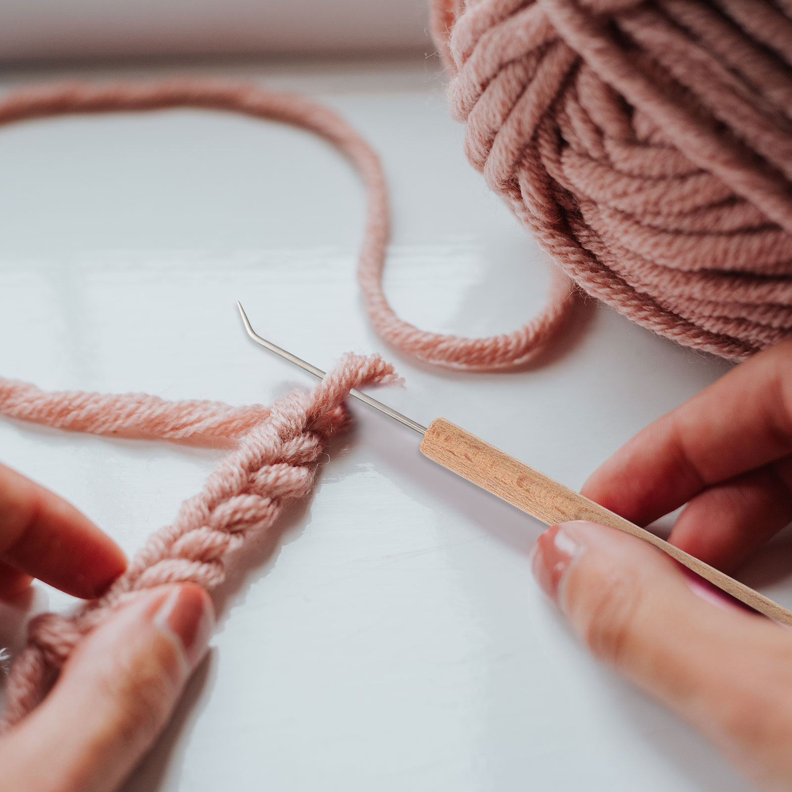 Uncinetti con manico in legno, - Wooden Crochet Hooks Ergonomic Handle recensione e prezzo